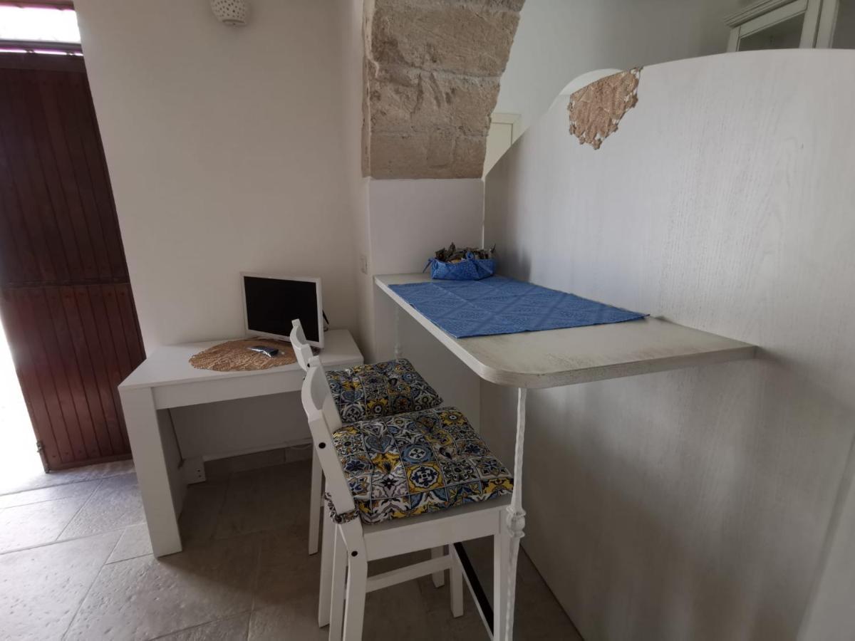 Bed and Breakfast Antica Spezieria Laterza Exterior foto