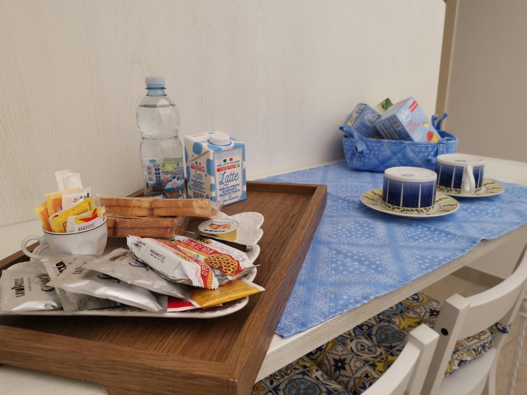Bed and Breakfast Antica Spezieria Laterza Exterior foto